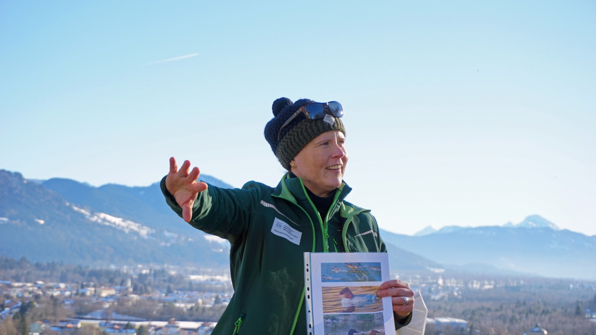 Auch im Winter ist Sabine Gerg als Naturschutzrangerin des Landkreises Bad Tölz-Wolfratshausen unterwegs, um Wintersportler über die sensible Natur aufzuklären. , © Landratsamt Bad Tölz-Wolfratshausen